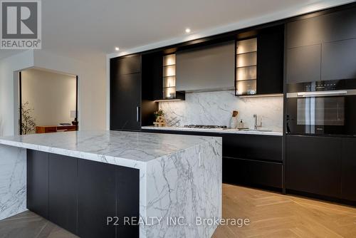 311 - 2 Forest Hill Road, Toronto, ON - Indoor Photo Showing Kitchen