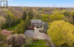 37 LORRAINE GARDENS Toronto, ON M9B 4Z5