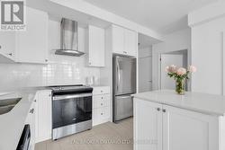 Virtually edited to remove tenant's belongings - 