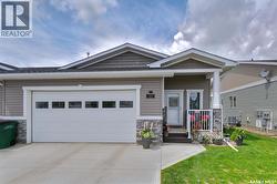 301 1015 Bradley STREET Moose Jaw, SK S6H 5Y4