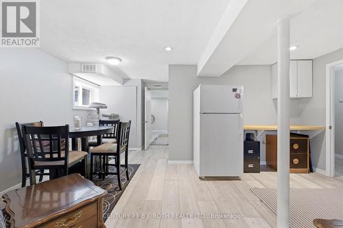 4113 Taffey Crescent, Mississauga, ON - Indoor