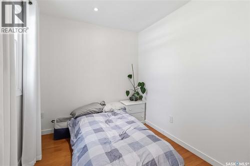 310 8Th Street E, Saskatoon, SK - Indoor Photo Showing Bedroom