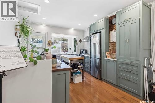 310 8Th Street E, Saskatoon, SK - Indoor Photo Showing Kitchen
