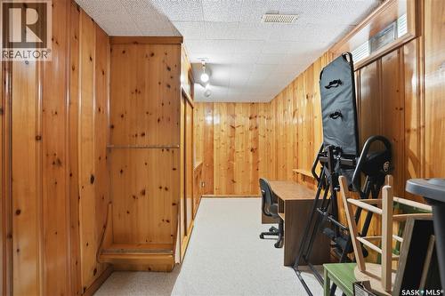 425 Bate Crescent, Saskatoon, SK - Indoor Photo Showing Other Room