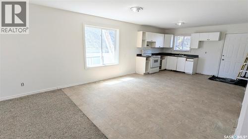 409 U Avenue S, Saskatoon, SK - Indoor Photo Showing Kitchen