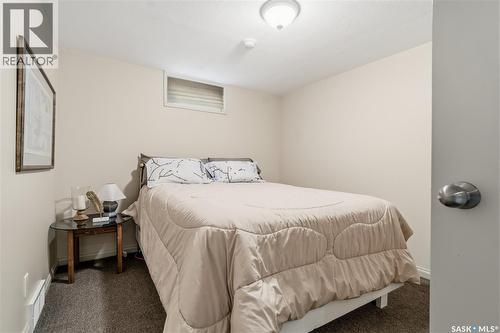 6 Selkirk Crescent, Regina, SK - Indoor Photo Showing Bedroom