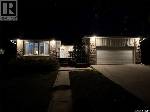 6 Selkirk Crescent, Regina, SK - Outdoor