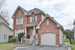 24 Rue du Zéphyr  Saint-Jean-Sur-Richelieu, QC J2W 3A8