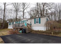 328 Governor LANE  Fredericton, NB E3B 7L1
