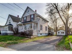 17 Murray AVE Sussex, NB E4E 1J4