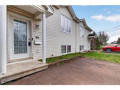 86 Lorette St, Dieppe, NB 