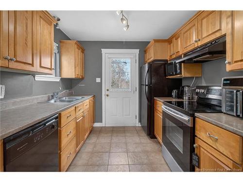 86 Lorette St, Dieppe, NB 