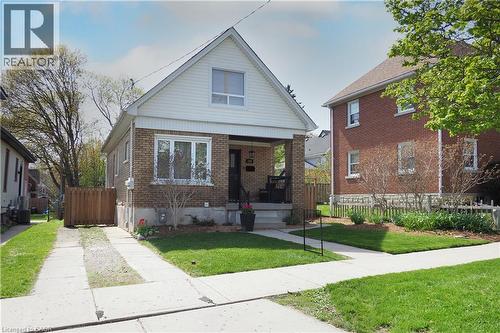 123 Samuel Street, Kitchener, ON - Outdoor