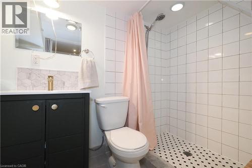 3 piece bathroom with large walk in shower & new vanity. - 123 Samuel Street, Kitchener, ON - Indoor Photo Showing Bathroom