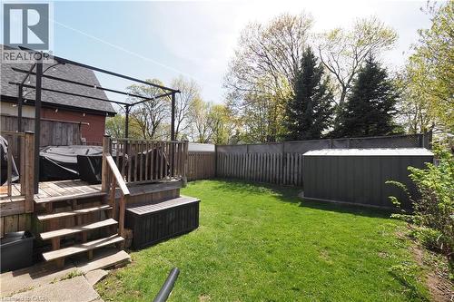Deck and yard - 123 Samuel Street, Kitchener, ON - Outdoor