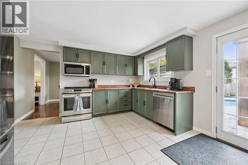 625 Pine Island Crescent, Waterloo, ON 