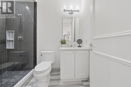3401 - 311 Bay Street, Toronto, ON - Indoor Photo Showing Bathroom