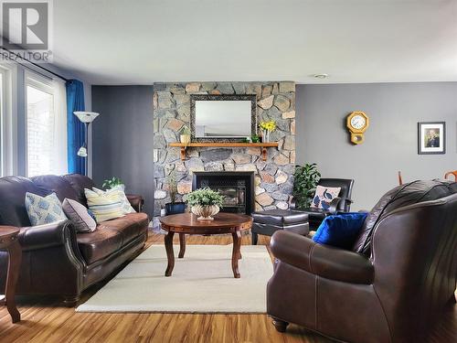 13 Birchview Drive, Pasadena, NL 