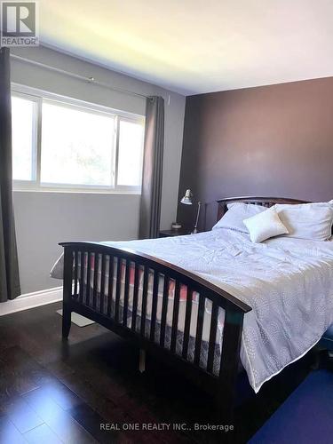 3578 Queenston Drive, Mississauga, ON - Indoor Photo Showing Bedroom