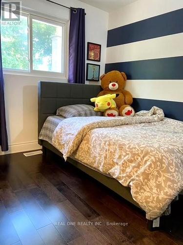 3578 Queenston Drive, Mississauga, ON - Indoor Photo Showing Bedroom