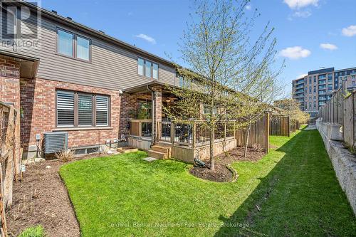 29 - 254 Gosling Gardens, Guelph (Clairfields/Hanlon Business Park), ON - Outdoor