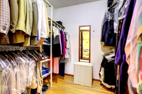 757 Damien Way, Mississauga, ON - Indoor With Storage