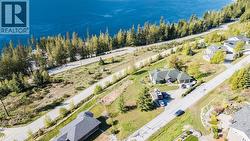 6759 EAGLEVIEW Lane Nelson, BC V1L 6W6