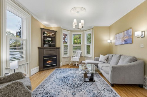 838 Queenston Road, Cambridge, ON - Indoor Photo Showing Living Room With Fireplace