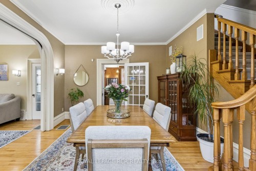 838 Queenston Road, Cambridge, ON - Indoor Photo Showing Dining Room