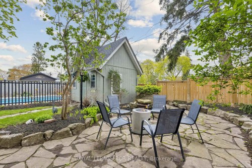 838 Queenston Road, Cambridge, ON - Outdoor With Deck Patio Veranda