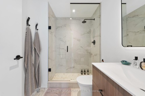 1101-200 Sudbury Street, Toronto, ON - Indoor Photo Showing Bathroom
