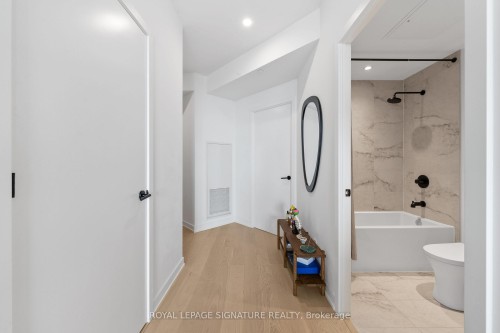 1101-200 Sudbury Street, Toronto, ON - Indoor Photo Showing Bathroom