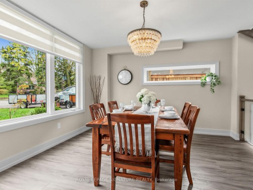 81 Cottonwood Drive, Toronto, ON - Indoor Photo Showing Dining Room