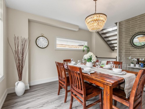 81 Cottonwood Drive, Toronto, ON - Indoor Photo Showing Dining Room