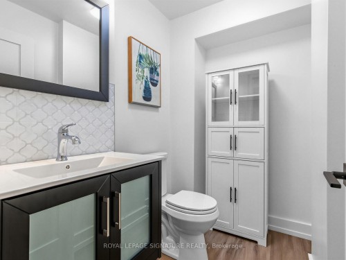 81 Cottonwood Drive, Toronto, ON - Indoor Photo Showing Bathroom