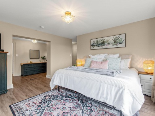 81 Cottonwood Drive, Toronto, ON - Indoor Photo Showing Bedroom