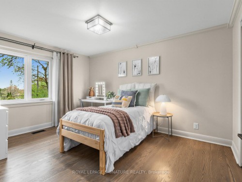 81 Cottonwood Drive, Toronto, ON - Indoor Photo Showing Bedroom