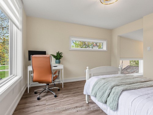 81 Cottonwood Drive, Toronto, ON - Indoor Photo Showing Bedroom
