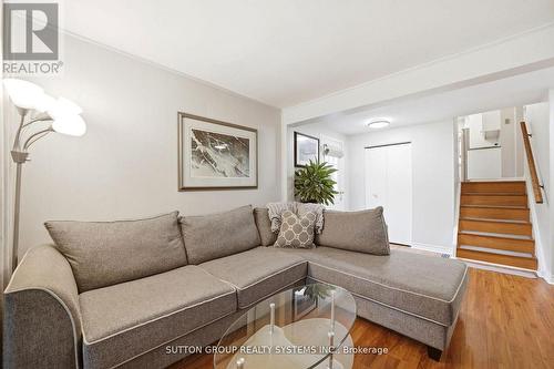 Family - 1535 Thetford Court, Mississauga, ON - Indoor Photo Showing Living Room