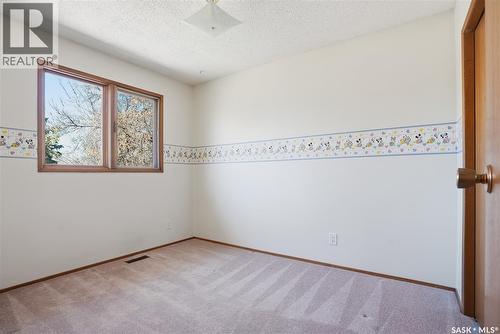 238 Haight Place, Saskatoon, SK - Indoor Photo Showing Other Room
