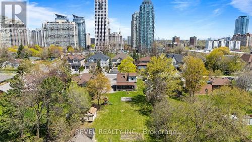 3524 Joan Drive, Mississauga, ON - Outdoor