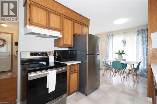 88 Gilmour Crescent, Kitchener, ON - Indoor Photo Showing Kitchen