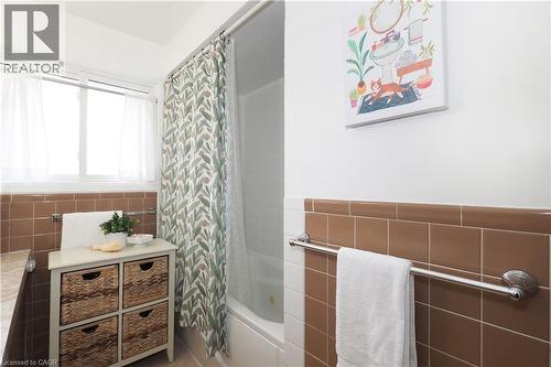88 Gilmour Crescent, Kitchener, ON - Indoor Photo Showing Bathroom