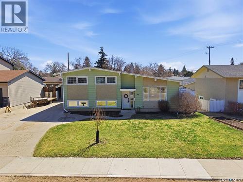 148 Maclean Crescent, Saskatoon, SK - Outdoor