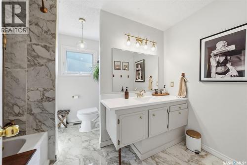 148 Maclean Crescent, Saskatoon, SK - Indoor Photo Showing Bathroom