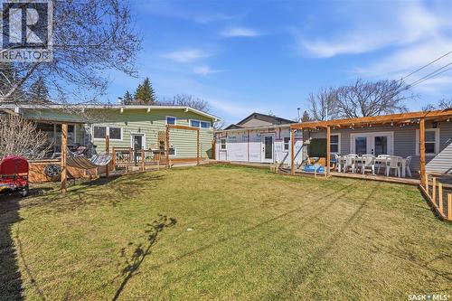 148 Maclean Crescent, Saskatoon, SK - Outdoor With Deck Patio Veranda