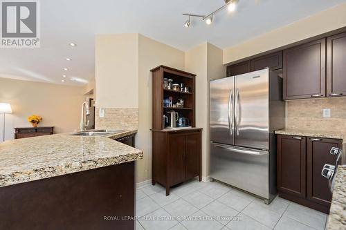 2179 Bur Oak Avenue, Markham, ON - Indoor Photo Showing Kitchen With Stainless Steel Kitchen With Double Sink With Upgraded Kitchen
