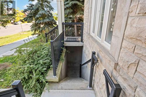 2179 Bur Oak Avenue, Markham, ON - Outdoor