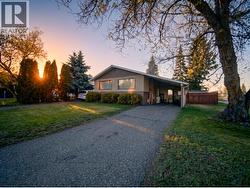 4304 CHINGEE AVENUE  Prince George, BC V2M 4X9