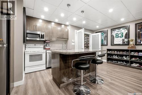 5286 Aviator Crescent, Regina, SK - Indoor Photo Showing Kitchen